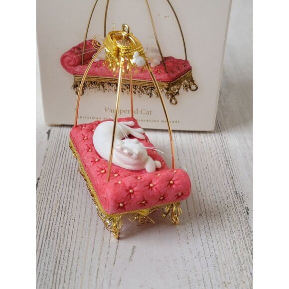 Hallmark pampered cat 2007 Keepsake Ornament Xmas pet - Picture 6 of 7
